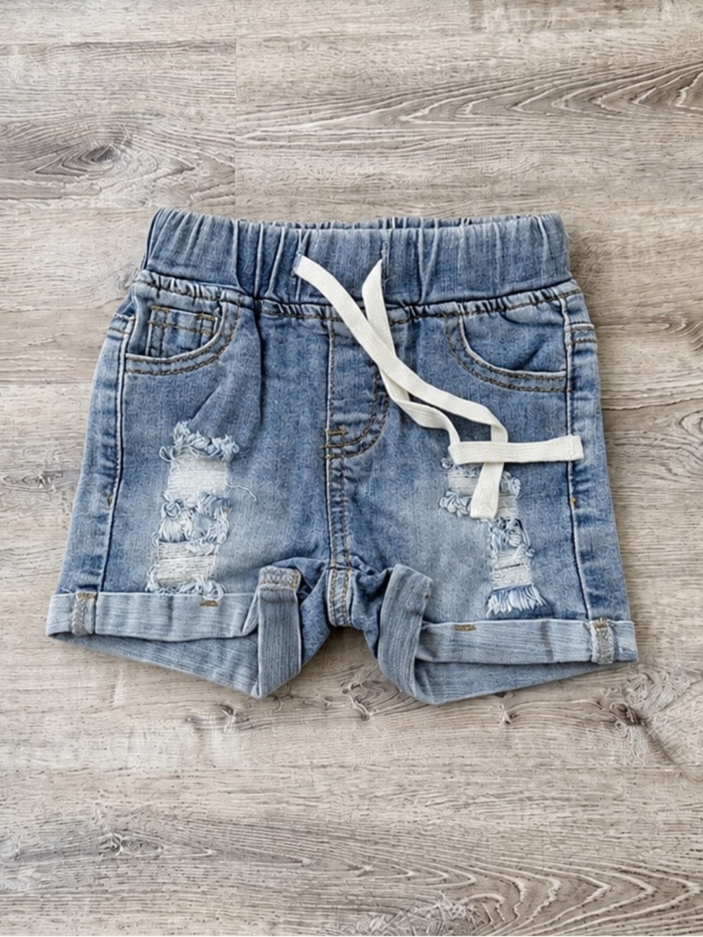Little Bipsy Distressed Denim
Shorts 0/3M
